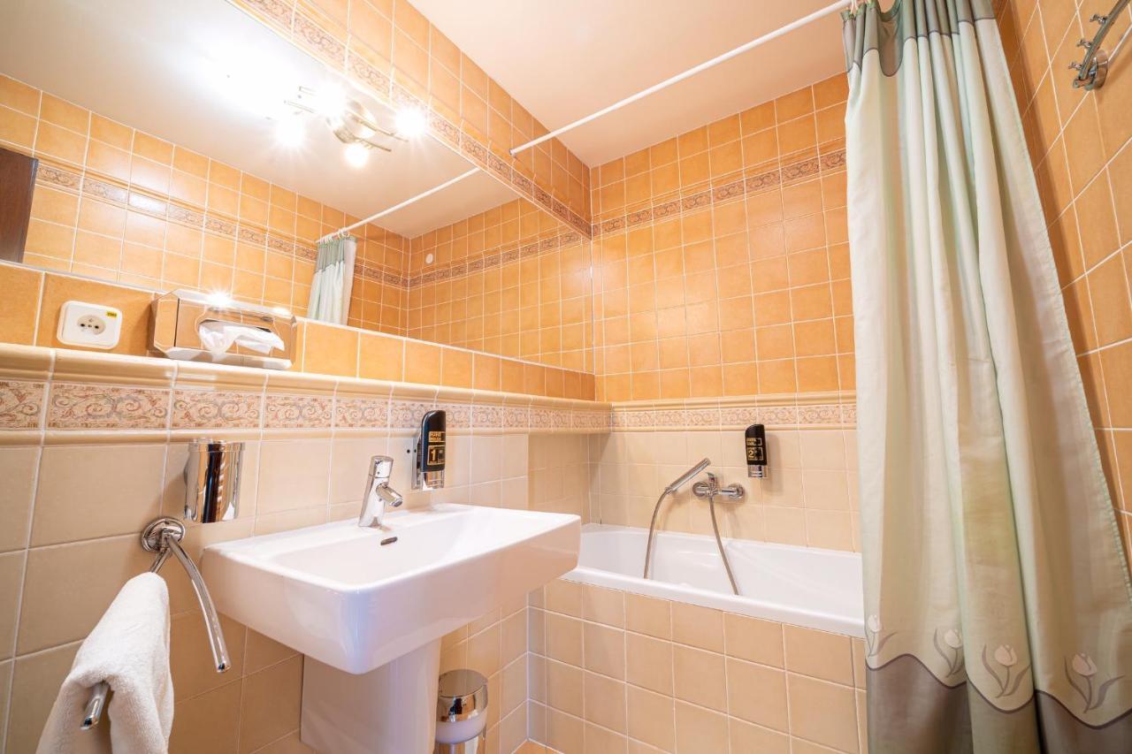 Kurhotel Tivoli Vysoke Tatry Ngoại thất bức ảnh